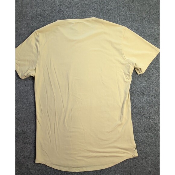 Cuts Clothing Mens Medium Yellow Elongated Hem Henley 4-Way Stretch T-Shirt - Picture 8 of 9
